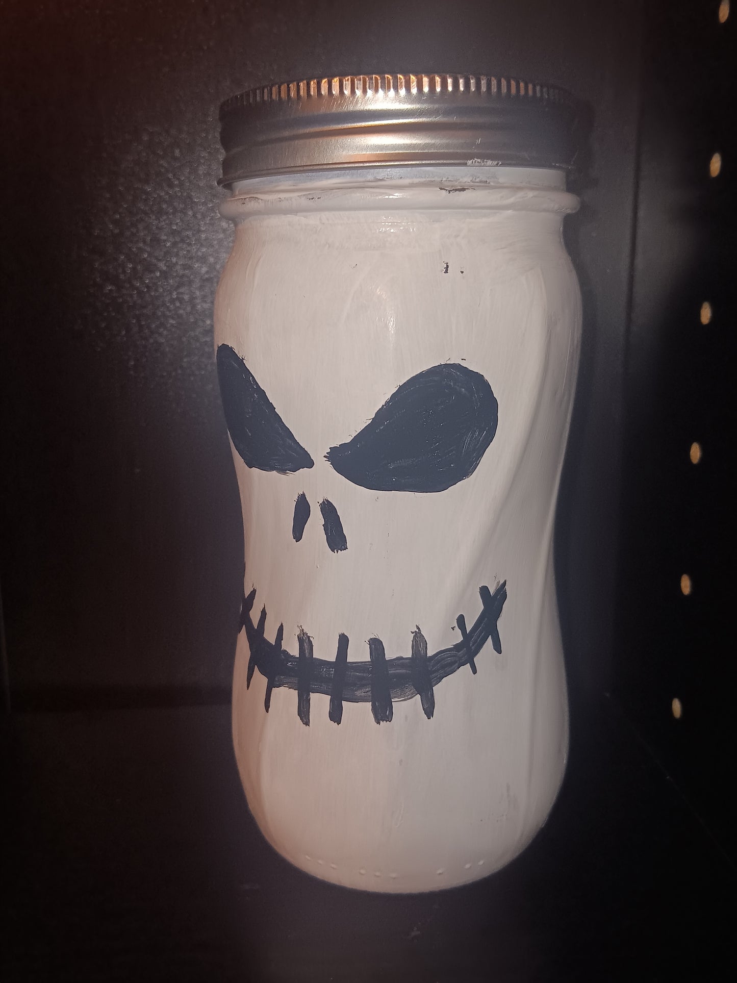 Skull Halloween Collection jar. 16oz